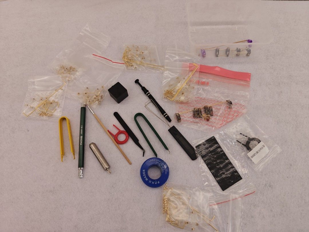 KBDfans 60% PCB with Soldering Kit and Accessories466923573174620163