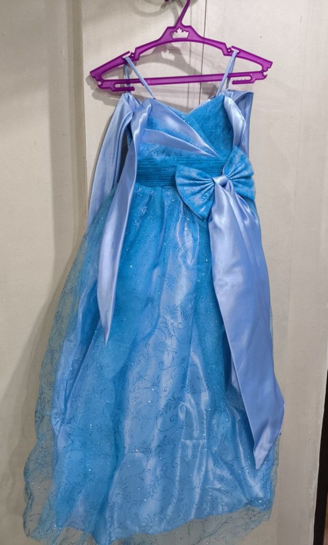 Kid's Gown for SALE (Category: Babies & Kids Fashion) located in Manila. Submitted by joiego (Listing ID 1440457280, Image 1). Description: used once only, good as new can fit 3-5 years old.