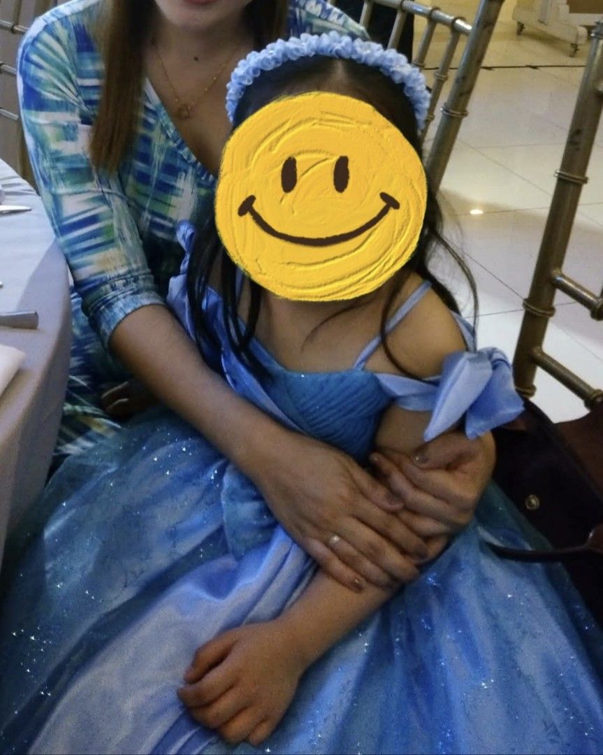 Kid's Gown for SALE (Category: Babies & Kids Fashion) located in Manila. Submitted by joiego (Listing ID 1440457280, Image 3). Description: used once only, good as new can fit 3-5 years old.