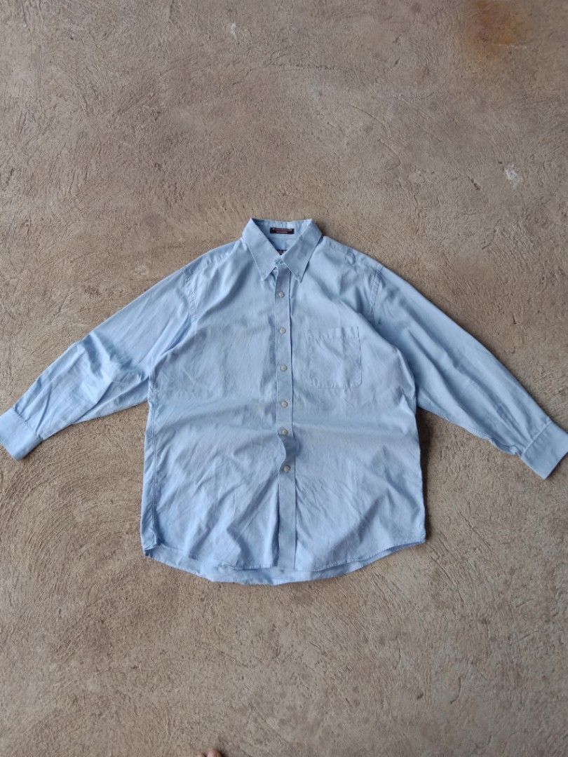 KIRKLAND SIGNATURE LONG SLEEVE (Category: Longsleeves) located in Manila. Submitted by adinsthrift (Listing ID 1440435394, Image 1). Description: KIRKLAND SIGNATURE LONG SLEEVE SIZE- XL L- 30.5 W- 23.5 10/10 COLOR RATE.