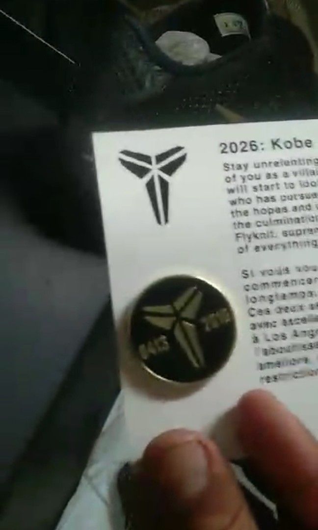 Kobe 11 size 10.5 (Category: Sneakers) located in Manila. Submitted by onin27_1981 (Listing ID 1440453090, Image 3). Description: Kobe 11 size 10.5 fade to black mamba day 60 point game.
