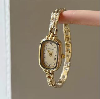 (Category: ) located in . Submitted by thestyleedit.co (Listing ID 1440481533, Image 1). Description: .
