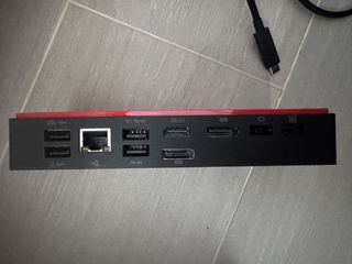 Lenovo ThinkPad Universal USB-C Dock473433672611287040