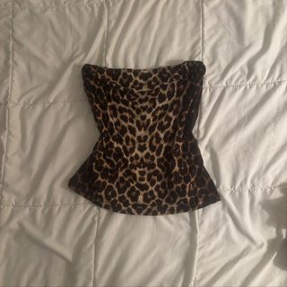 (Category: ) located in . Submitted by lxvilr (Listing ID 1440557077, Image 1). Description: .