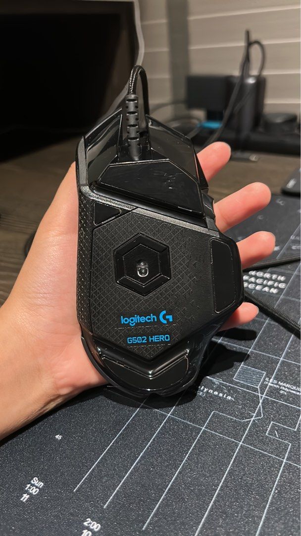 logitech G502 hero466801850037063681