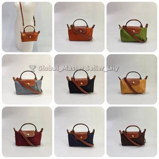 (Category: ) located in . Submitted by fashion.luxe (Listing ID 1440569374, Image 1). Description: .