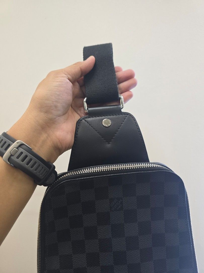 Louis Vuitton Avenue Damier Graphite Bag (Category: Luxury Bags & Wallets) located in Taguig. Submitted by mluxeph (Listing ID 1440469936, Image 3). Description: Louis Vuitton Avenue Damier Graphite Bag with Original Dustbag only.