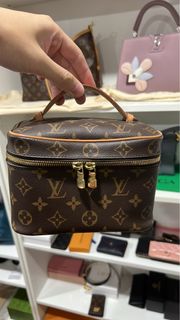 (Category: ) located in . Submitted by luxurydelight (Listing ID 1440561226, Image 1). Description: .