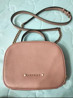 (Category: ) located in . Submitted by selahs-closet (Listing ID 1440552402, Image 1). Description: .