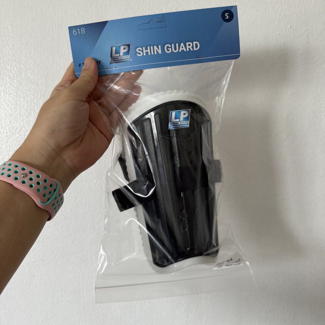 LP SUPPORT 618 Shin Pad with Strap 20pcs Bundle (Category: Braces, Support & Protection) located in Manila. Submitted by miskym (Listing ID 1440480772, Image 1). Description: Wholesale Price: 255.00/ea for 20pcs 270.00/ea for 10pcs 290.00/ea for 5pcs Retail Price: 319.00 Please refer to size chart for measurements S, M, L are available ONHAND & READY TO SHIP!.