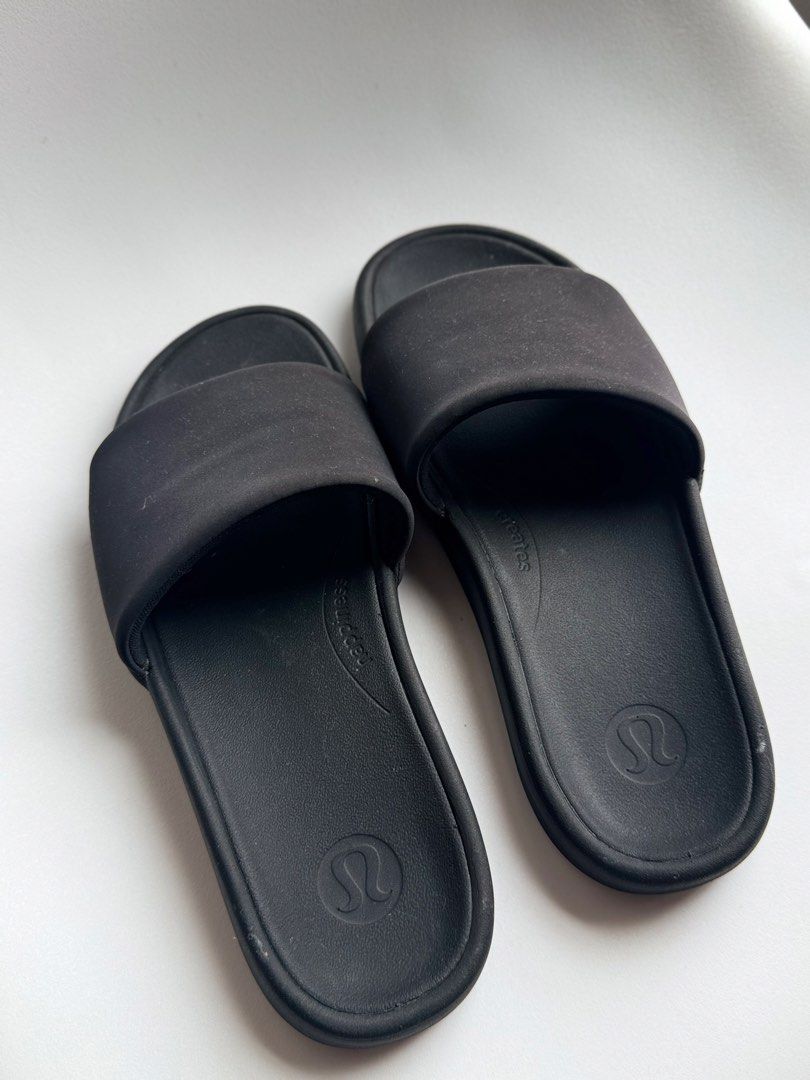 Lululemon Women’s Restfeel Slide (Category: Slippers and slides) located in Quezon City. Submitted by kfrys (Listing ID 1440459834, Image 2). Description: Authentic Lululemon from Canada Size: US 8 Rfs: size too big for me; used it 2-3x; Decluttering No flaws Needs a little cleaning .