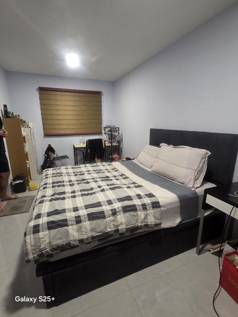 (Category: ) located in . Submitted by WNZUC (Listing ID 1440485658, Image 1). Description: .