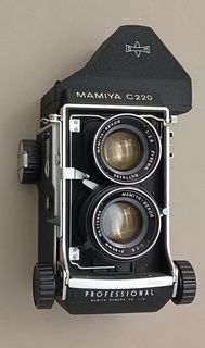 (Category: ) located in . Submitted by maisoncollectibles (Listing ID 1440479223, Image 1). Description: .