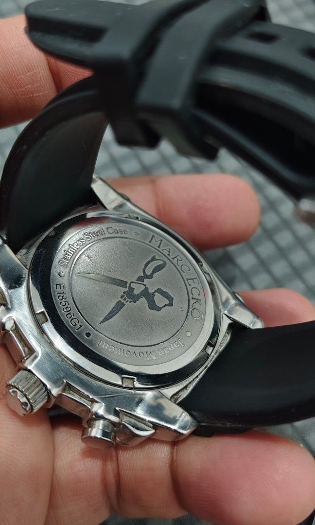 Marc Ecko Chronograph (Category: Men's Watches) located in Cebu City. Submitted by aceoftime (Listing ID 1440387562, Image 3). Description: Pre-Owned In good working condition Ref: E18596G1 Precise Japan chronograph quartz with 3 sundials A date window Surgical grade stainless steel Fitted with rubber band Watch only Our Guarantee: 💯 Authentic All watches are checked by our experienced tech to ensure good functionality Please manage your expecta