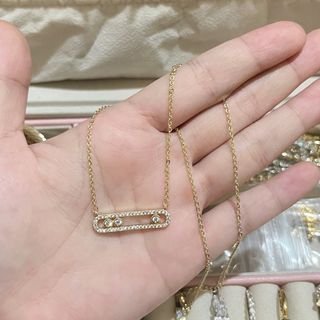 (Category: ) located in . Submitted by curatedbykhy (Listing ID 1440446039, Image 1). Description: .
