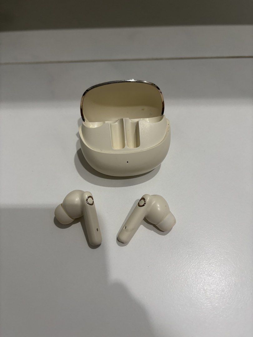 Mi Earbuds (Category: Earphones) located in Singapore. Submitted by idktech_ (Listing ID 1440531269, Image 3). Description: Mi Earbuds for sale at $20 All in working condition Kept in good condition Type C charging No refunds after purchase Keen pls pm me.