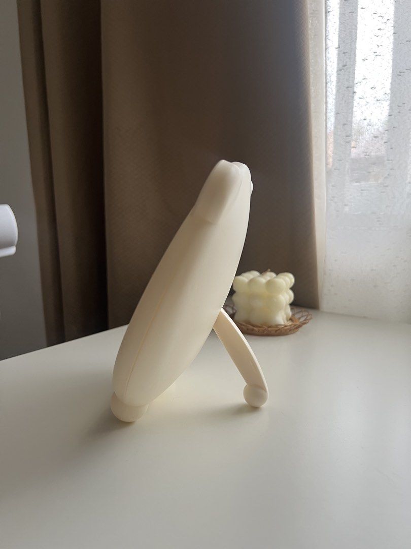 MINISO Bear Vanity Mirror - Hanging or Standing (Category: Mirrors) located in Caloocan City. Submitted by francesalcoy (Listing ID 1440471018, Image 2). Description: - Adorable bear-shaped vanity mirror from MINISO. - Versatile: Can be hung on the wall or used standing with its built-in stand. - Fully rotatable: Features a 360-degree swivel for optimal viewing angles. - Ideal for makeup application or quick touch-ups. - Comes in its original pac
