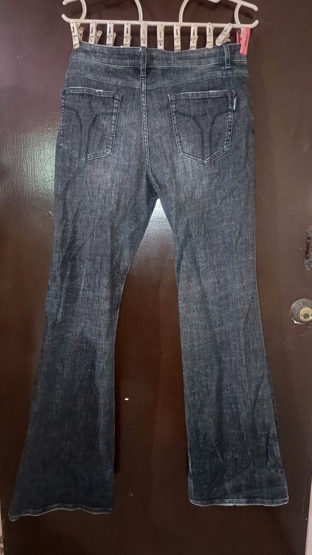 Miss Sixty Milano Flared Jeans Size 33 (Category: Jeans) located in Muntinlupa City. Submitted by girthcobain (Listing ID 1440441564, Image 2). Description: - Brand: Miss Sixty Milano - Style: Flare jeans - Wash: Dark wash denim - Size: 33 - Look: Great for a retro aesthetic - Condition: Please check photos for details.
