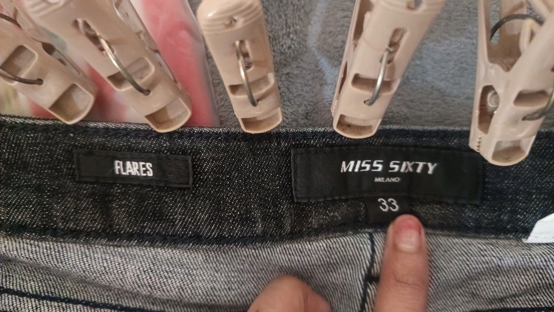Miss Sixty Milano Flared Jeans Size 33 (Category: Jeans) located in Muntinlupa City. Submitted by girthcobain (Listing ID 1440441564, Image 3). Description: - Brand: Miss Sixty Milano - Style: Flare jeans - Wash: Dark wash denim - Size: 33 - Look: Great for a retro aesthetic - Condition: Please check photos for details.