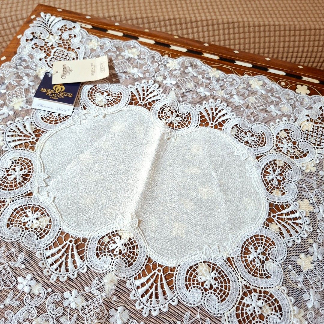 Mode Spitze Plauner spitze doily (Category: Table Linen & Textiles) located in Dasmarinas. Submitted by millennialmeetsvintage (Listing ID 1440495419, Image 3). Description: has barely noticeable yellow discolorations (washable) 30 x 40 cm handmade from germany check last pic for price reference last price posted, no haggling 🙅🏻‍♀️ 🌍ships from DASMA, CAVITE 🚚 shipping via Lalamove only ❌no reservations, first-to-pay basis ❌no physical store, 