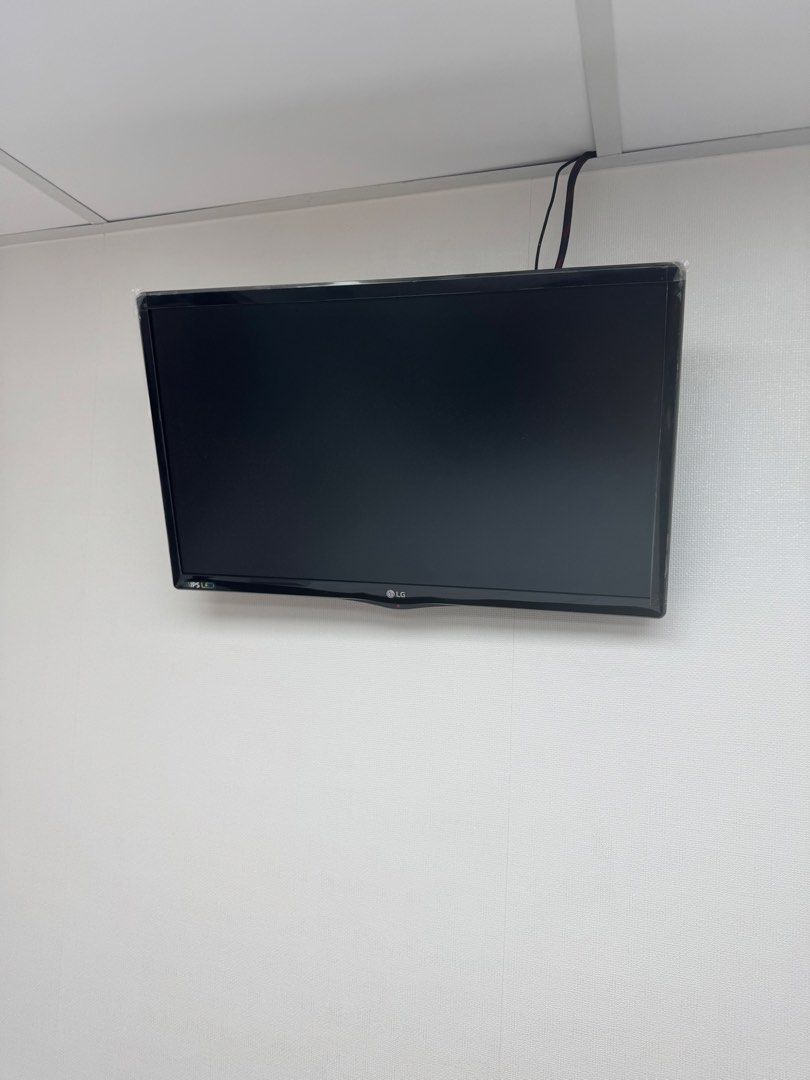 Monitor （分類：電視）位於 Hong Kong。 由 pets6522 提交（商品編號 1440517528，圖片 1）。簡介： 21 inches 。