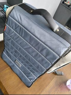 (Category: ) located in . Submitted by mr.boey (Listing ID 1440422565, Image 1). Description: .
