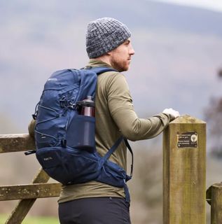 (Category: ) located in . Submitted by D__OutdoorGear_Etc._24 (Listing ID 1440538222, Image 1). Description: .