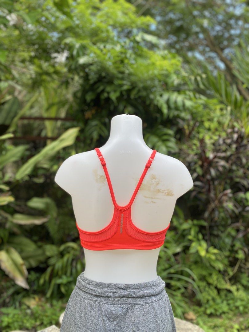 New Balance Sports Bra (Category: Activewear) located in Tagbilaran City. Submitted by we_thrift (Listing ID 1440427861, Image 2). Description: Size XS.