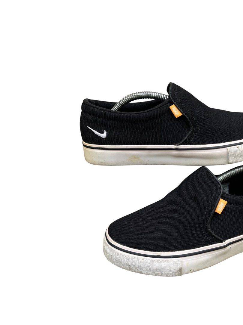 Nike court royale ac slp (Category: Sneakers) located in Baguio. Submitted by devi2600 (Listing ID 1440535705, Image 2). Description: 🔥NIKE COURT ROYALE AC SLP🔥 ‎‼️MUST READ BASA MUNA‼️ ‎COLOR MAY VARY DUE TO LIGHTING❗ ‎DM FOR MORE INFORMATION❗ CONDITION RATE:9 ‎COLOR RATE :9 ISSUE:NEEDS WASH ‎ ‎PRICE:💸999+SF💸 ‎ ‎SIZE: EURO:37.5 US:6.5 ‎ ‎‼️NEGOTIABLE ‎‼️PWEDE TAWAD ‎‼️WAG MAHIYA MAGSABI NG PRESYO ‎‼️MAY BAWAS PA ‎ ‎LOCATION:BAGUIO CITY🌲 ‎OP