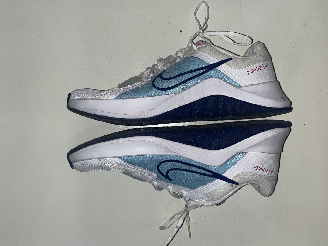 Nike MC Trainer 2 (Category: Sneakers) located in Manila. Submitted by refinedthreads (Listing ID 1440401027, Image 2). Description: SIZE US 9.5 buyer handles sf.