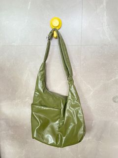 (Category: ) located in . Submitted by peachy_things (Listing ID 1440436486, Image 1). Description: .