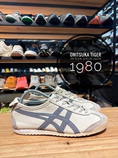 (Category: ) located in . Submitted by ms.j_sneakersshop (Listing ID 1440500528, Image 1). Description: .