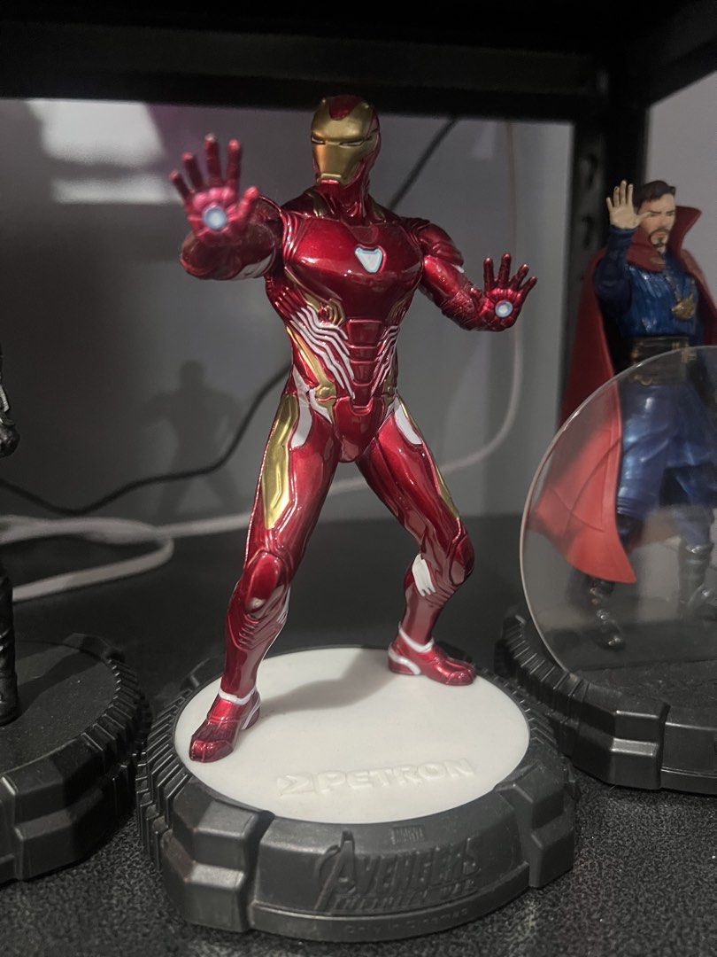 Petron: Avengers Collectibles (Category: Figurines & Statues) located in San Pedro. Submitted by vergile2021 (Listing ID 1440493381, Image 1). Description: Loose as is PM lang.