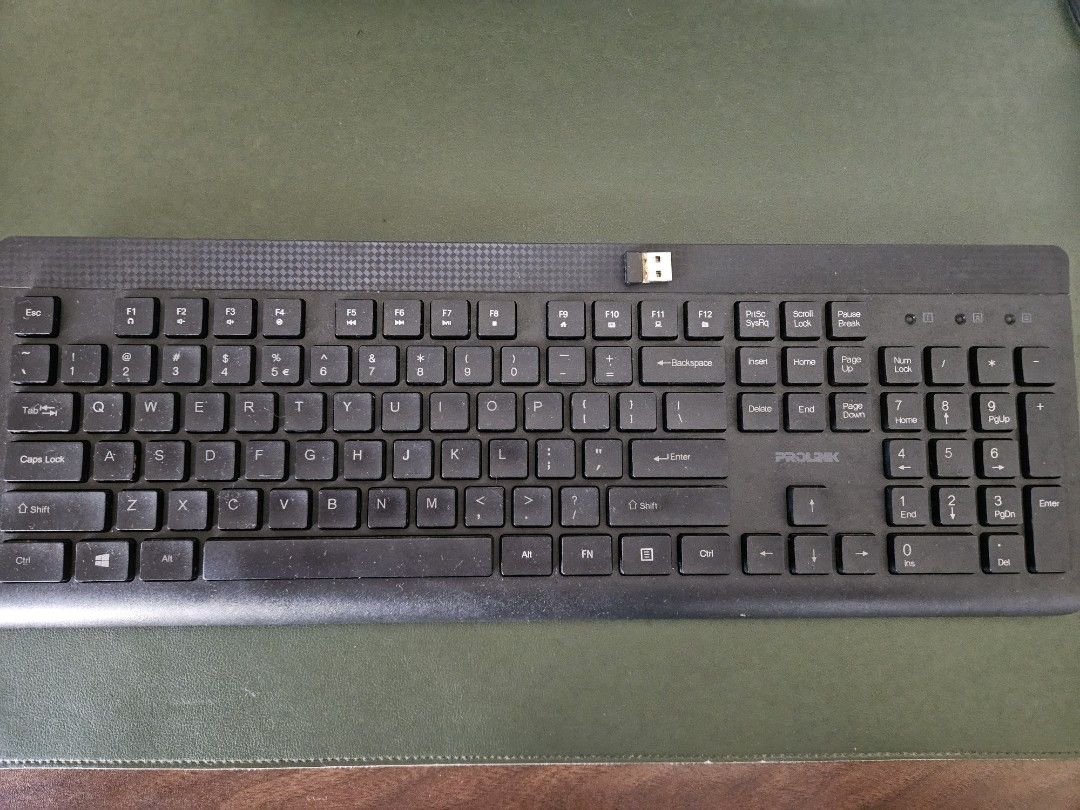 PROLiNK Wireless Keyboard with USB Dongle466316950557184000