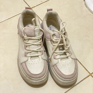 (Kategori: ) berada di . Dikirim oleh declutterska (ID iklan 1440439866, Gambar 1). Deskripsi: .