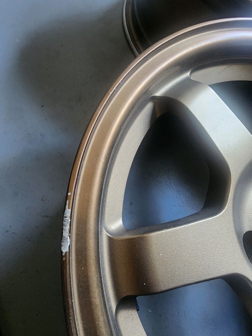Rays TE37 (Category: Used Rims) located in Singapore. Submitted by muhdfazli (Listing ID 1440425903, Image 2). Description: Item already dekit. There's slight kerb rash shown at 2nd and 3rd pic. 15 inch 4×100 Pcd Et35 Location : B.panjang.