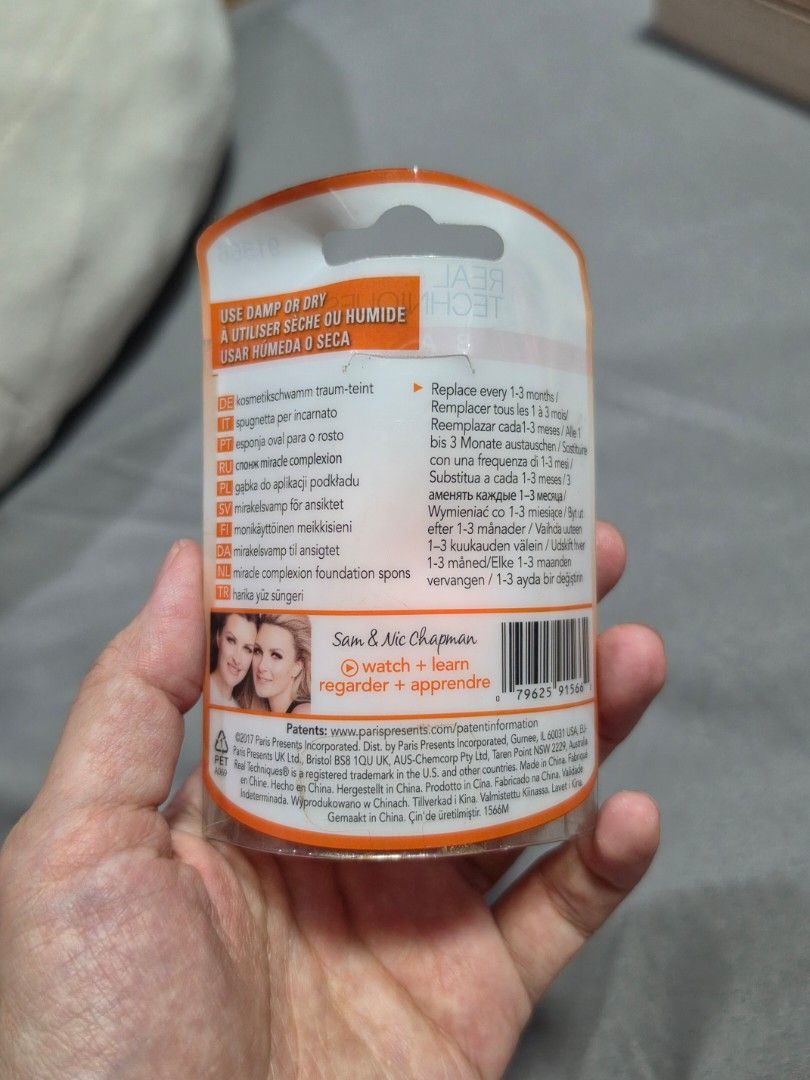 Real Techniques Miracle Complexion Sponge (Category: Makeup) located in Quezon City. Submitted by snowflakes.specials (Listing ID 1440546889, Image 2). Description: Base Miracle Complexion Sponge.