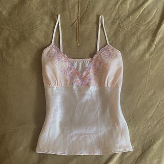 (Category: ) located in . Submitted by satinmuse (Listing ID 1440523378, Image 1). Description: .