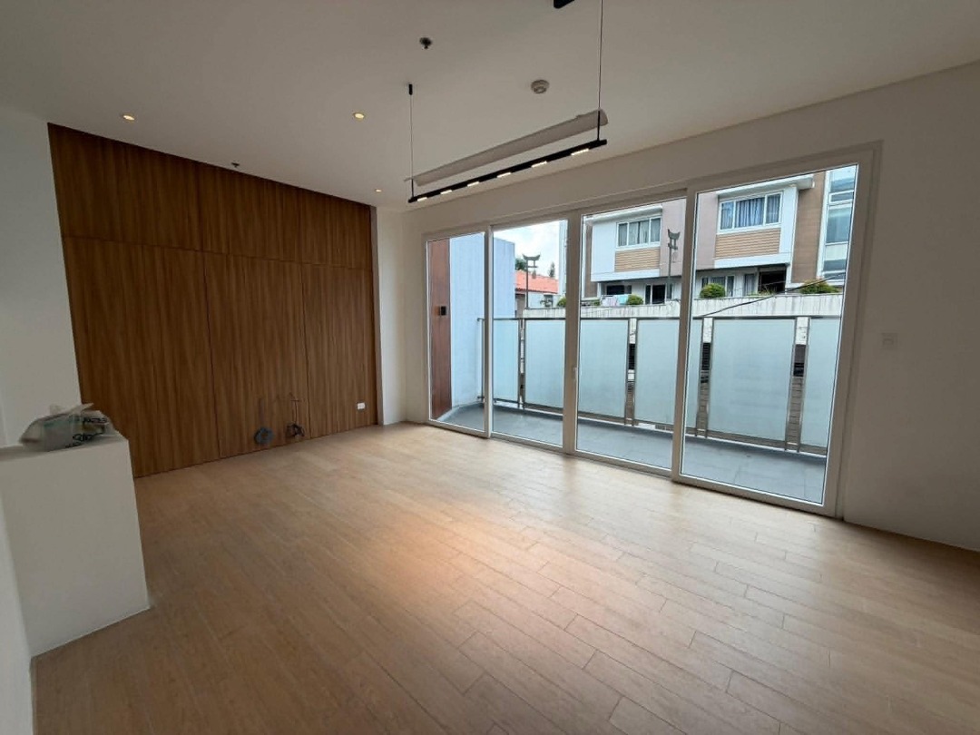 (Category: ) located in . Submitted by propertymattersph09178123013 (Listing ID 1440487445, Image 1). Description: .