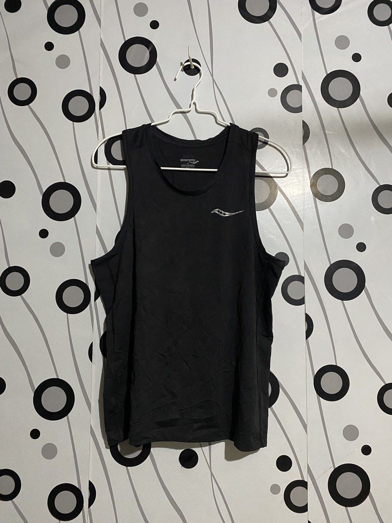 Saucony Stopwatch Singlet running tank top (Category: Tshirts & Polo Shirts ) located in Cebu City. Submitted by patspickph (Listing ID 1440512898, Image 2). Description: This is a black Men's Saucony Stopwatch Singlet running tank top. W20 L26 Excellent Condition👍.