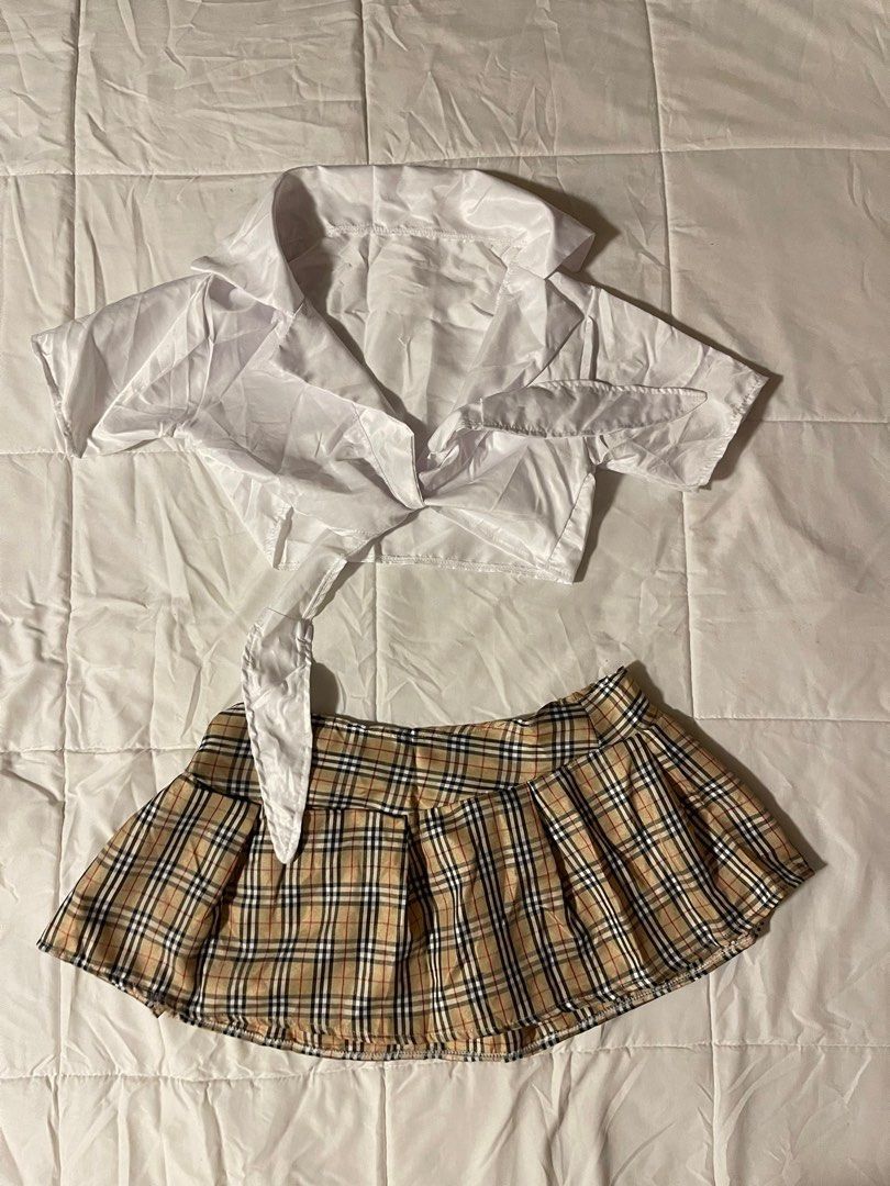 School Girl Halloween Costume (Category: Sets or Coordinates) located in Quezon City. Submitted by shesquitevintage (Listing ID 1440511086, Image 2). Description: ♡ Size: XXS / XS ♡ Fits small waists and petite figures. ♡ Good as new. No flaws. ♡ Used once last year for Halloween. ♡ RFS: Don’t need it anymore. ♡ If you would like, please message me if you wish to see it worn! ♡ For anyone looking for a Halloween costume this upcoming year 2026 .