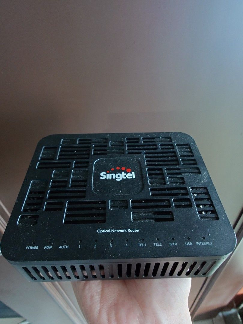 Singtel Optical Network Router467148694315356160