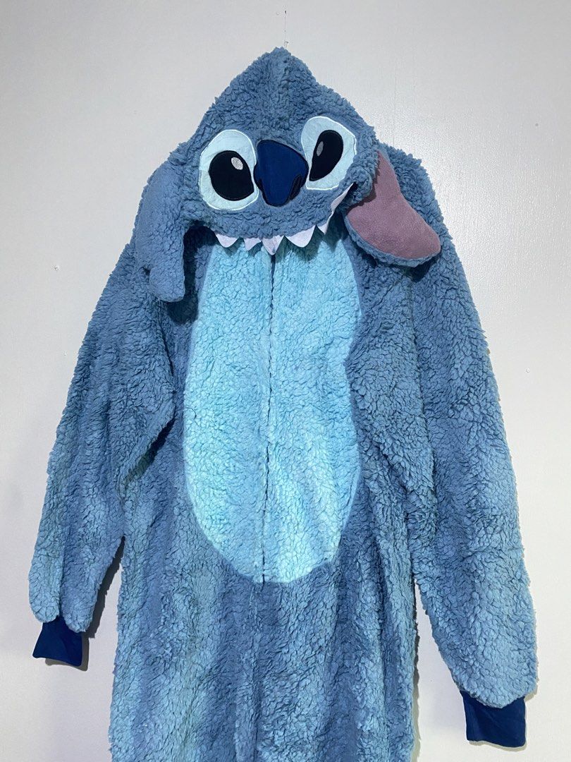 STITCH 2 (LILO & STITCH) ONESIE COSTUME (Category: Babies & Kids Fashion) located in La Trinidad. Submitted by snowsnow_18 (Listing ID 1440480991, Image 2). Description: STITCH (LILO & STITCH) Disney on tag small on tag fit till medium no flaws , needs wash onlyy not your common fabric P550 📩.