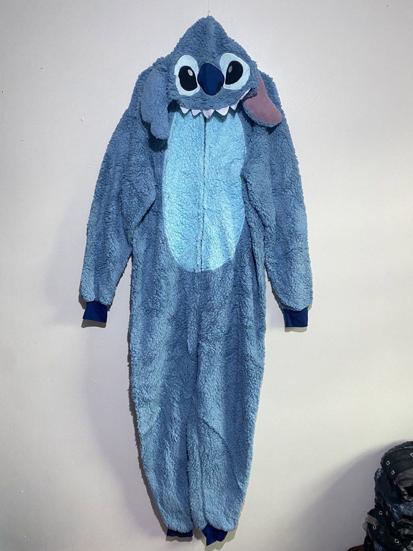 STITCH 2 (LILO & STITCH) ONESIE COSTUME (Category: Babies & Kids Fashion) located in La Trinidad. Submitted by snowsnow_18 (Listing ID 1440480991, Image 1). Description: STITCH (LILO & STITCH) Disney on tag small on tag fit till medium no flaws , needs wash onlyy not your common fabric P550 📩.