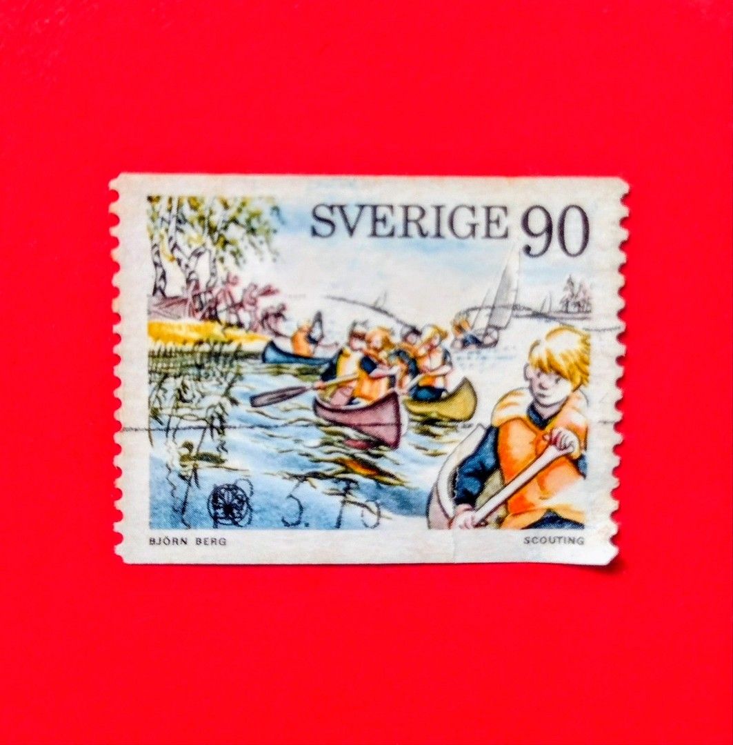 Sweden 1975 : Scouting / Canoeing , 1 v. , used (Category: Vintage Collectibles) located in Quezon City. Submitted by yesteryearscorner (Listing ID 1440483842, Image 1). Description: This is a Swedish postage stamp issued in 1975 to honor the Scouting movemen ( Stamp Details ) ---- Country: Sweden (Sverige) ---- Issue Date: October 11, 1975 ---- Denomination: 90 Swedish öre ---- Theme: Scouting / Canoeing This particular stamp depicts scouts cano