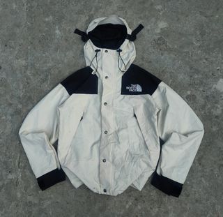 (Category: ) located in . Submitted by thrift-and-sell (Listing ID 1440472719, Image 1). Description: .