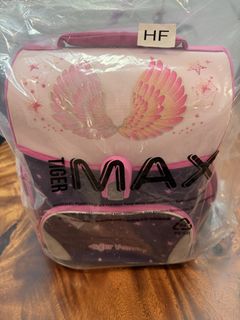 (Category: ) located in . Submitted by luxe.store (Listing ID 1440558535, Image 1). Description: .