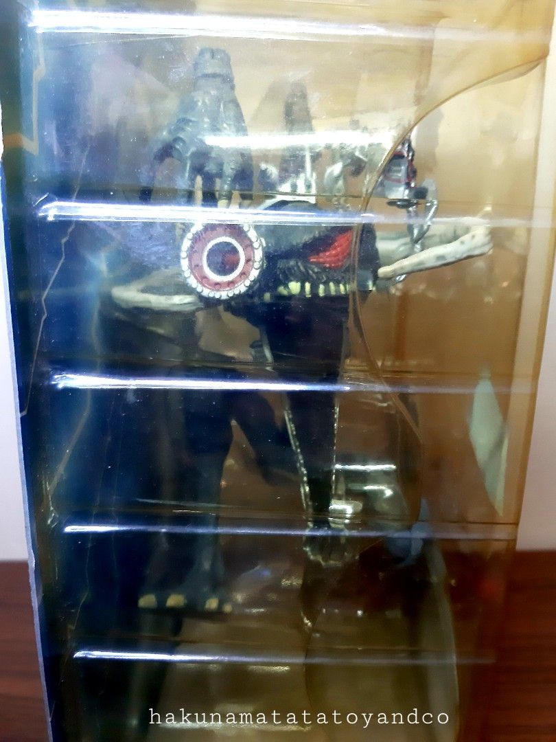 Todd McFarlane's Spawn Violator II Deluxe Edition Ultra-Edition Action Figures (Category: Figurines & Statues) located in Cavite. Submitted by hakunamatatatoyandcollectibles (Listing ID 1440526749, Image 3). Description: Todd McFarlane's Spawn Violator II Deluxe Edition Ultra-Edition Action Figures 🔥ATTENTION🔥 box is not in mint condition box orangish in color box is discoloration and has some cracks box still not opened though Japan imported i