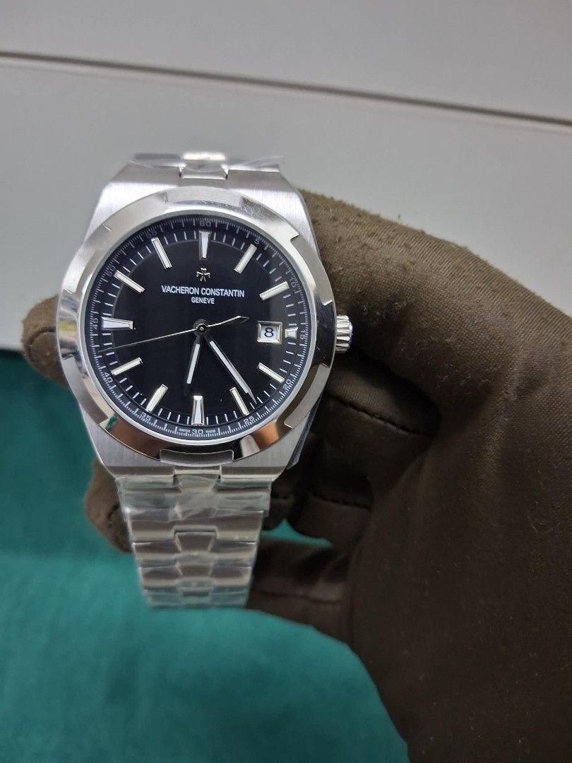 Vacheron Overseas Japan Quality (Category: Men's Watches) located in Manila. Submitted by donwatches15 (Listing ID 1440446265, Image 2). Description: onhand automatic movement.