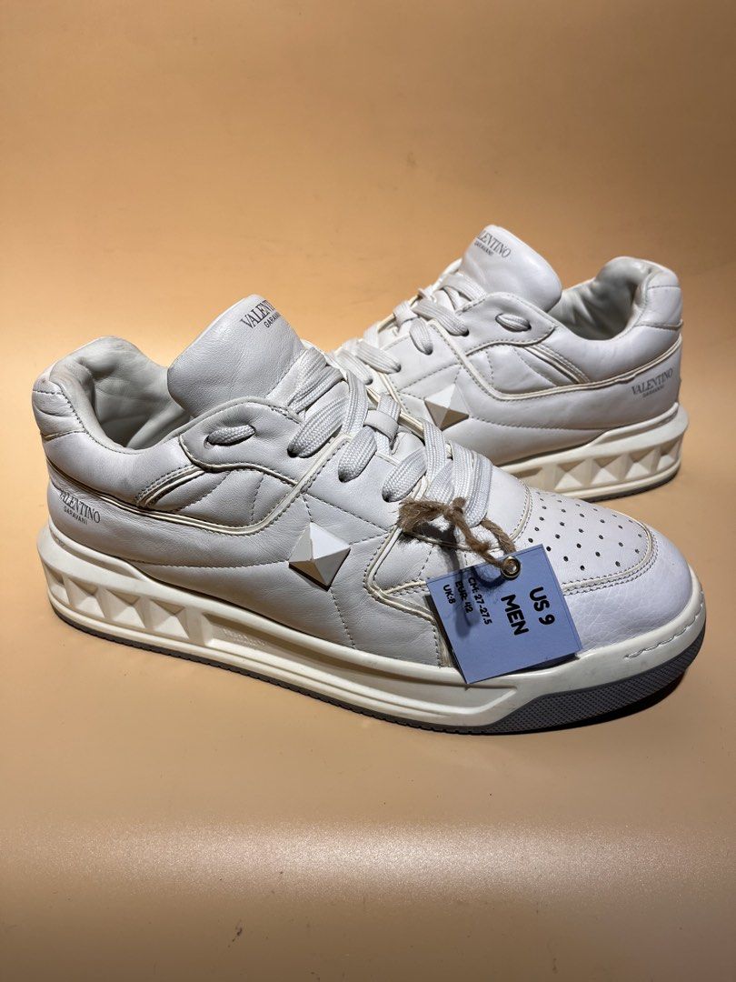 VALENTINO GARAVANI ONE STUD SNEAKERS (Category: Sneakers) located in Baguio. Submitted by hajukim_lux (Listing ID 1440557742, Image 1). Description: 📌PLUS SF OUTSIDE BAGUIO 📌DM ME FOR MORE INFO • VISIT OUR PHYSICAL STORE @ 208 SKYWORLD BAGUIO CITY BENGUET. 📌WE ARE OPEN DAILY 9:30 - 7:00 PM SEE YOU 🔥❤️.
